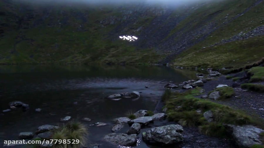 Marconi Union - Weightless (Official Video)