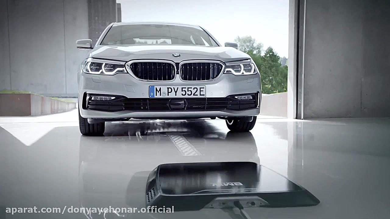 BMW Wireless Charging. Car charging in 3,5 hrs. without a cable. بلیچینگ