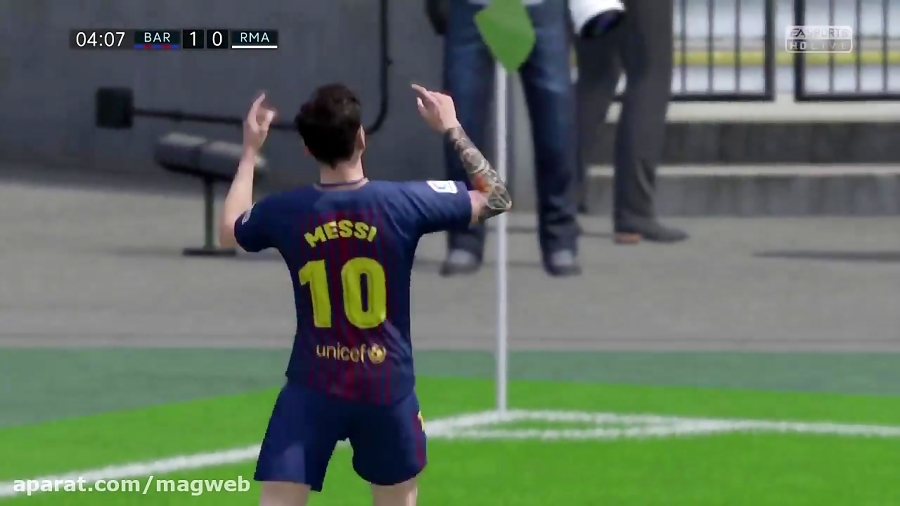 مقایسه شادی های بعد از گل مسی در فیفا 18 با PES 2018