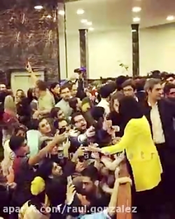 سلفی ساره بیات و قوچان نژاد در...