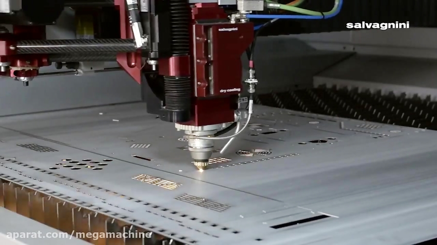 ساخت رک و کیس های کامپیوتر با...