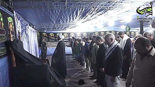 پوستر بزرگ