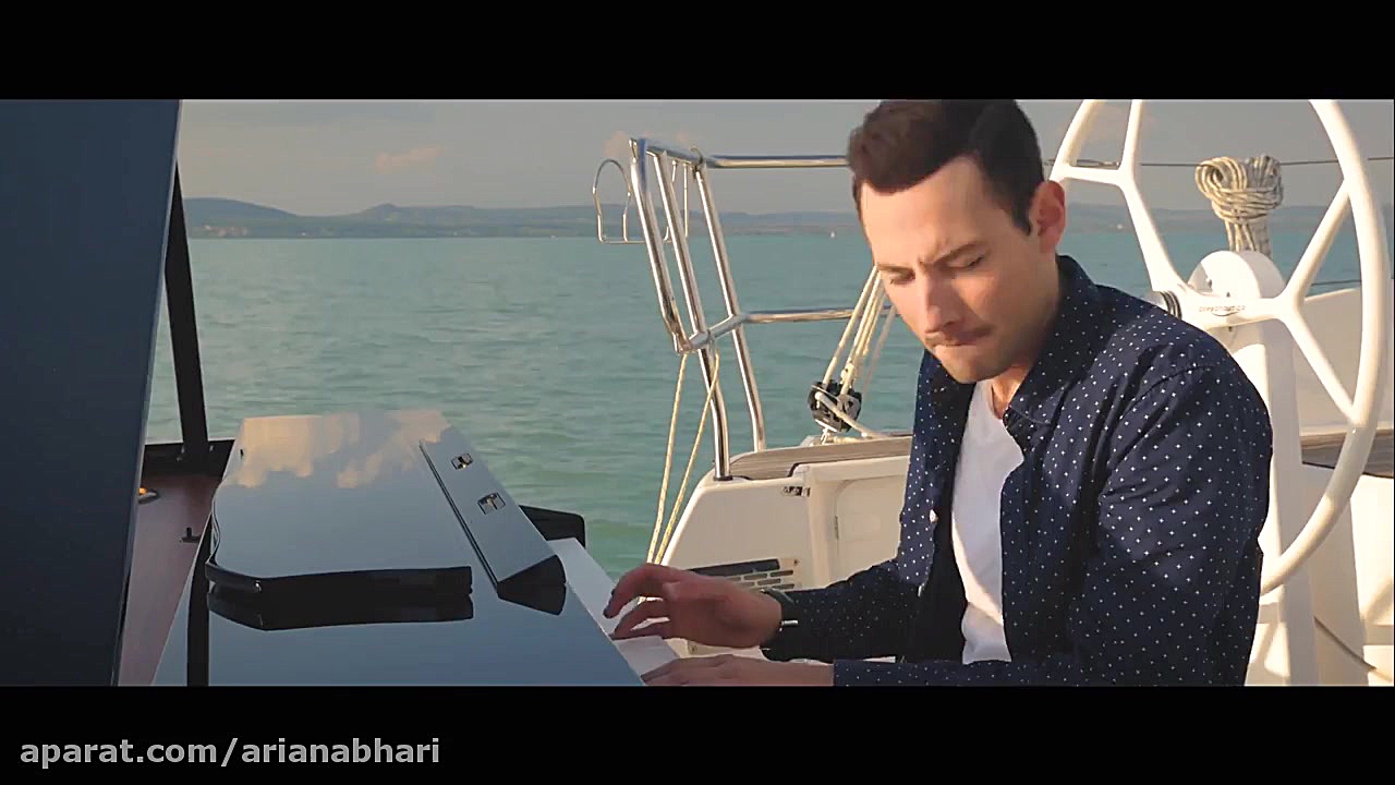 Here Comes The Sun - The Beatles (Piano Cover) - Peter Bence زمان191ثانیه