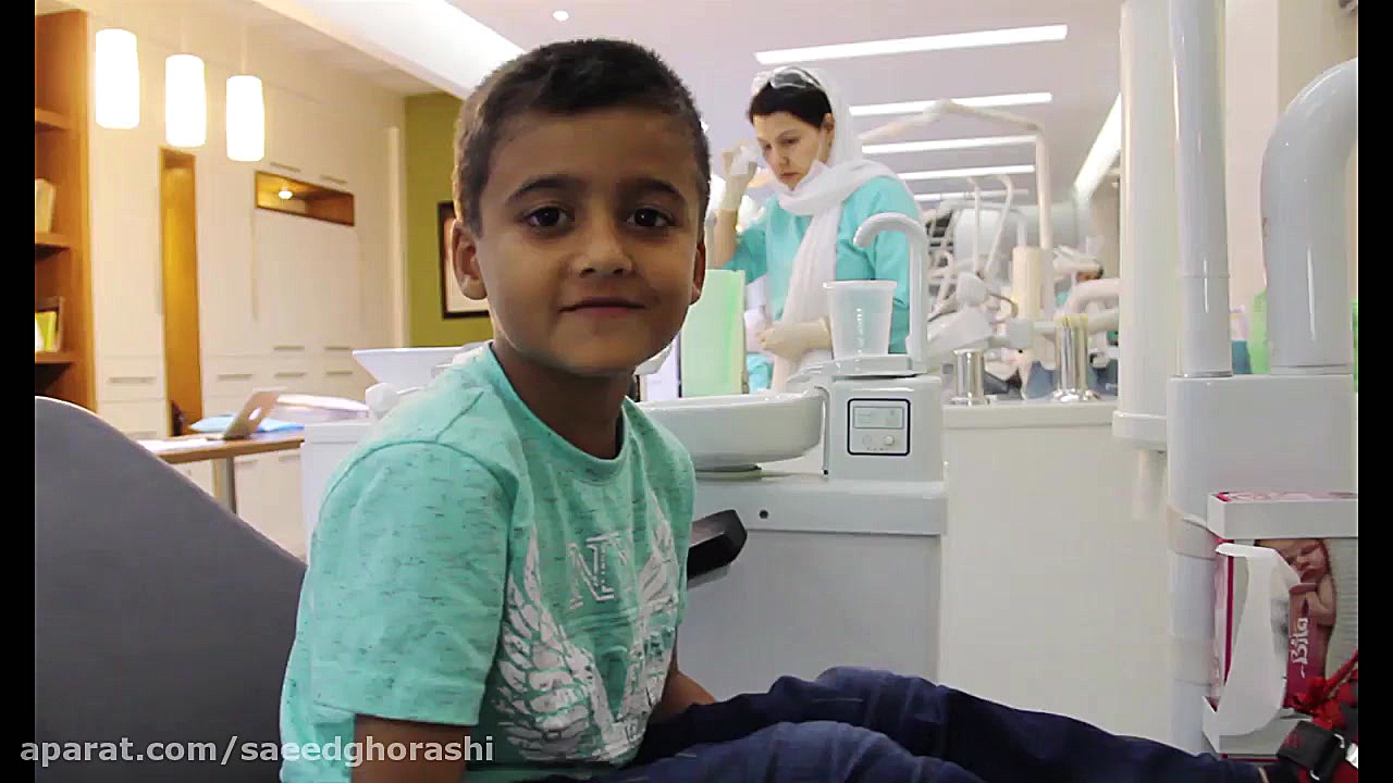 یکی از بیماران کوچولو مطب- دکتر سعید قریشی دکتر سعید قریشی