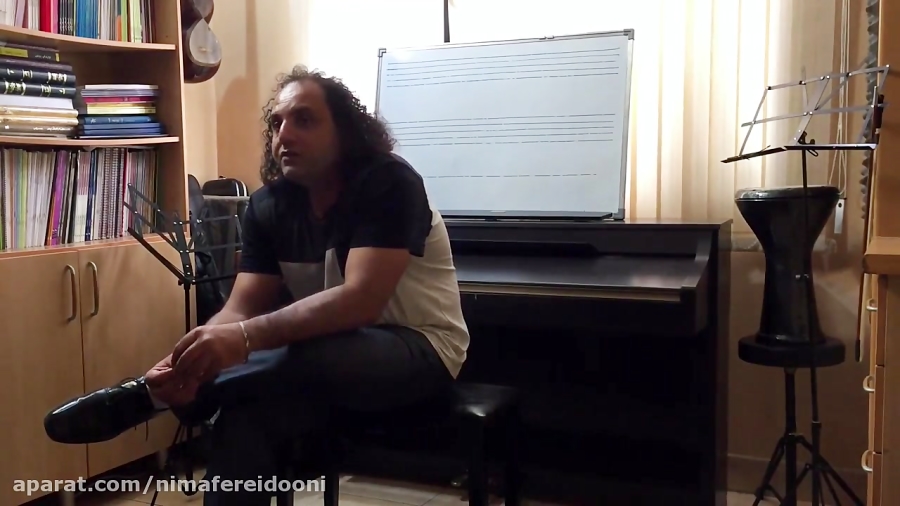 کارگاه شناخت ردیف دستگاه و آواز به صورت ساده . دکتر آرش کمالیان . بخش ۱.mp4