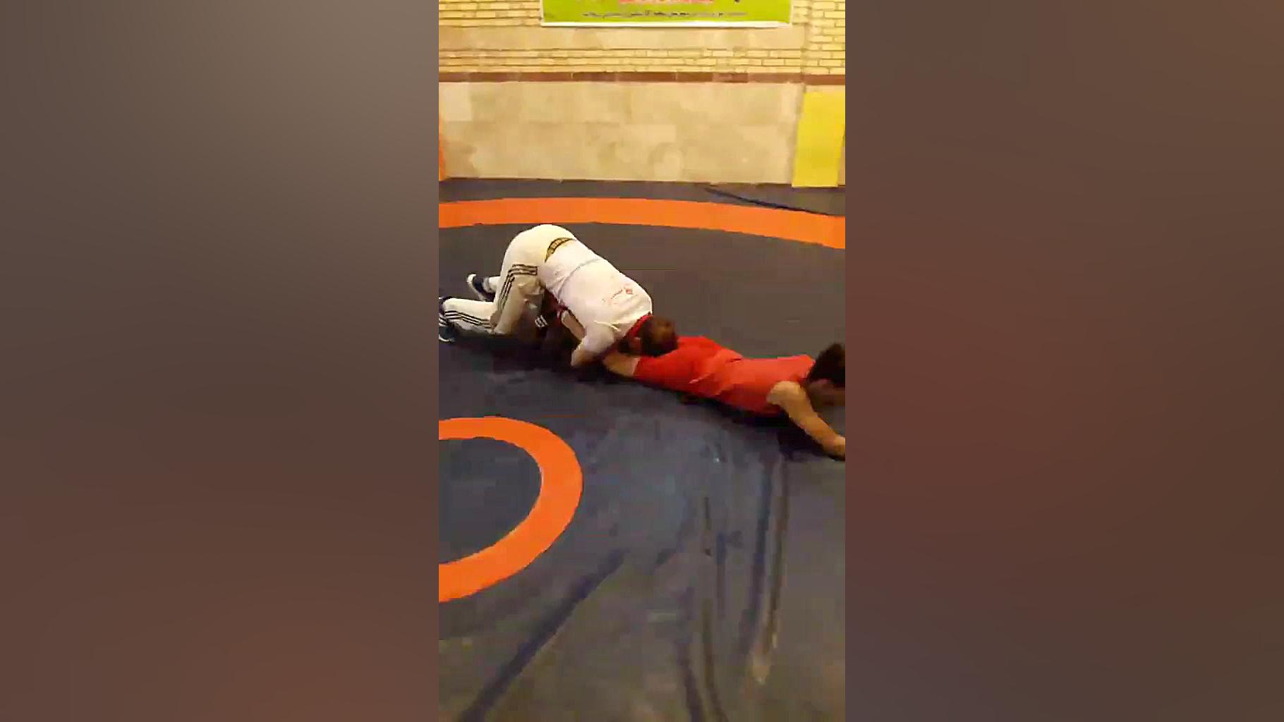 آموزش بارانداز از زیر زانو توسط سیدمصطفی معینی دندان مصنوعی