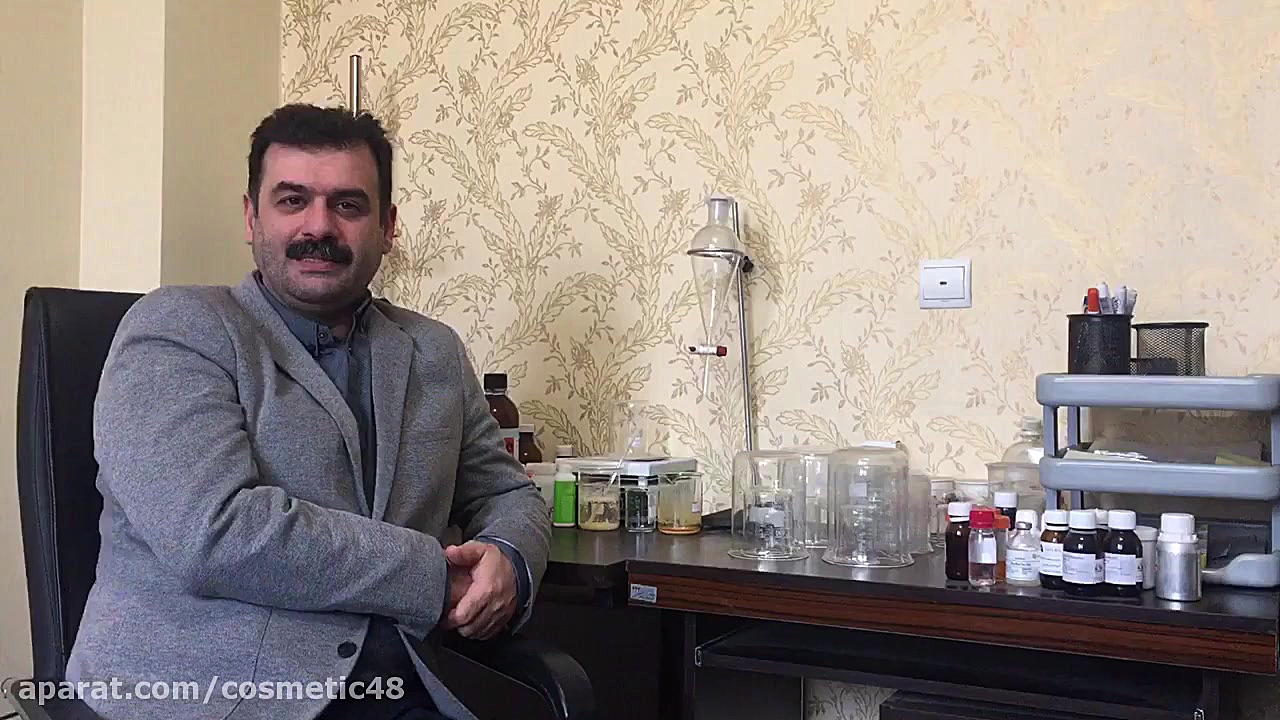 ترك و خشكی لب مشكل خیلی ها در زمستان، دكتر بقایی دكتر محمد بقايى