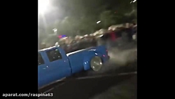 دونات با فورد F350 هشت دره!