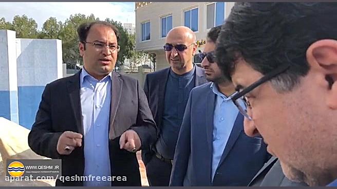 پوستر بزرگ