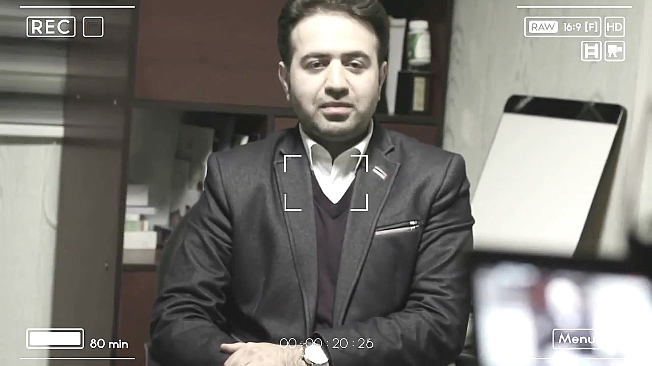 دکتر امیر فرزام پور ، متخصص طب فیزیکی و توانبخشی جواد عزتی