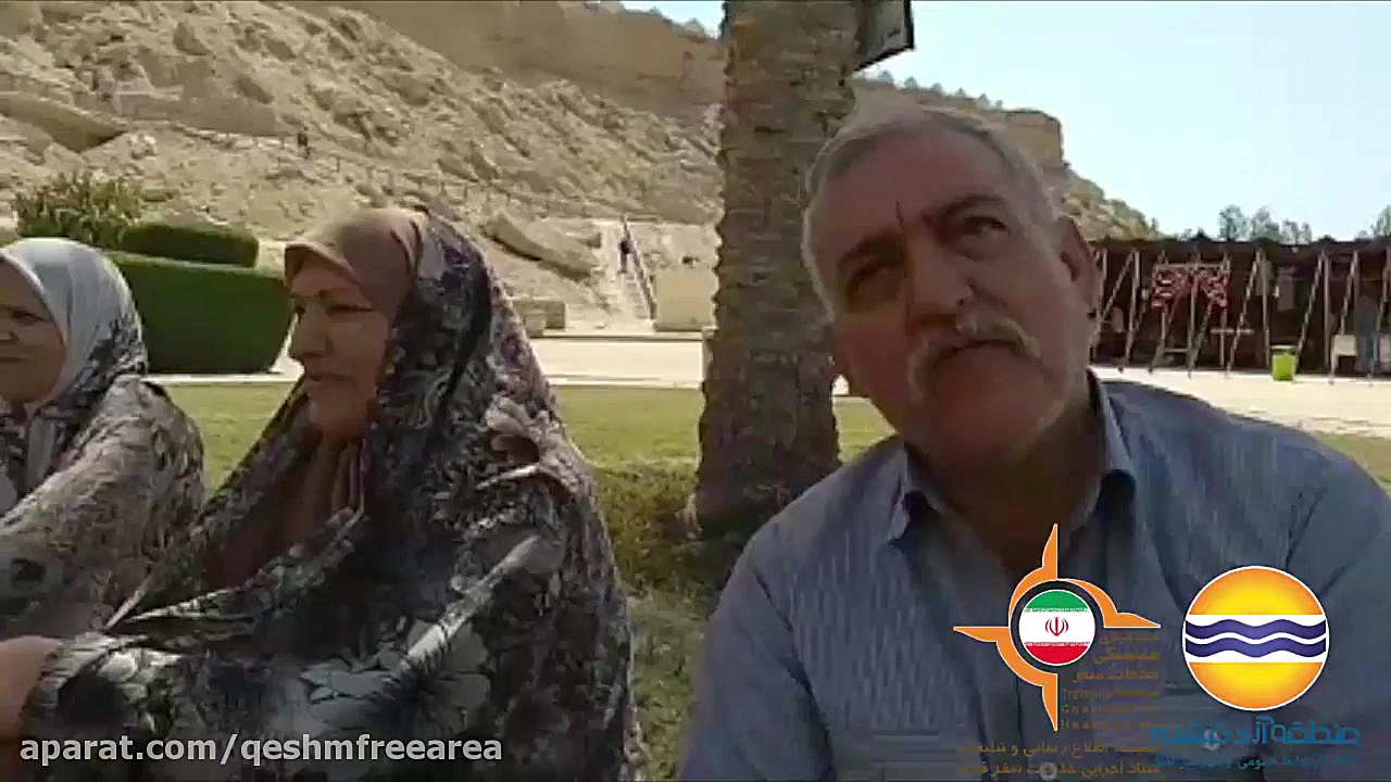 پوستر کوچک