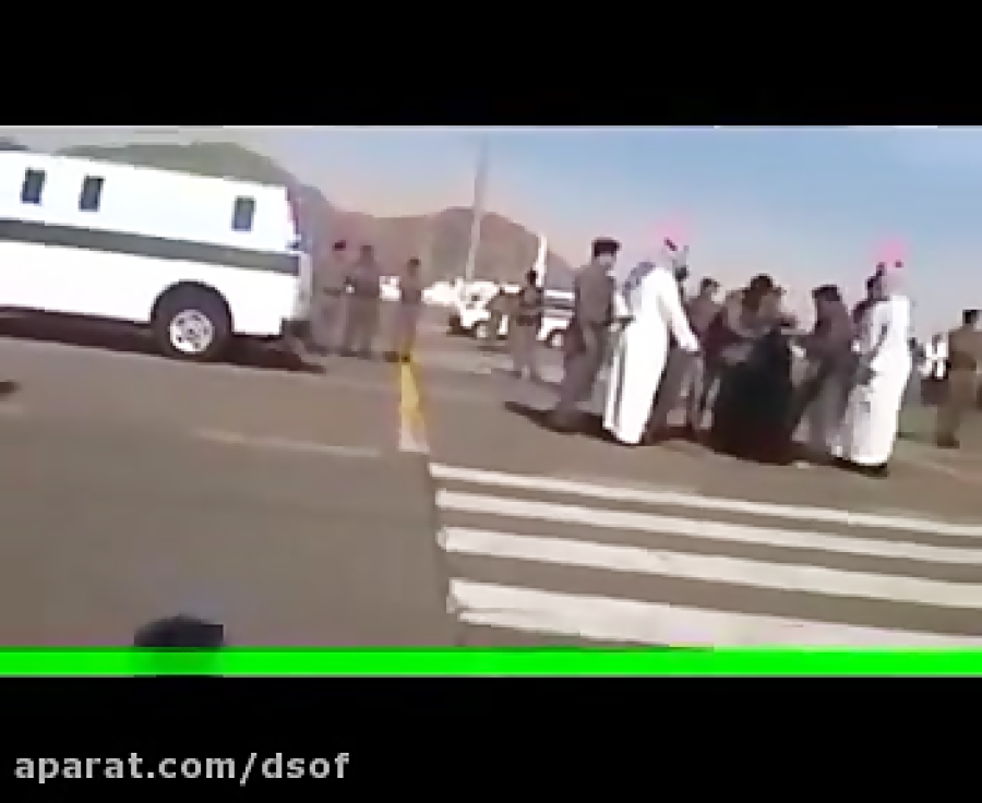 گردن زدن علنی یک زن در عربستان