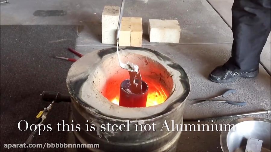 CASTING ALUMINIUM INGOTS full video in 1080p MELTING AND POURING ALUMINIUM