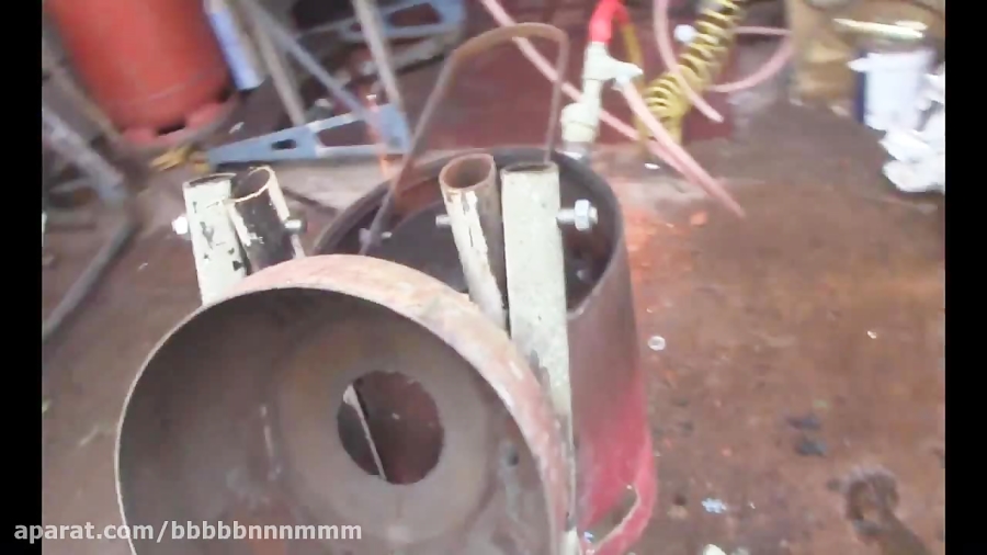 Melting Aluminium Cans in a DIY Propane Tank Furnace Part 1 (volume