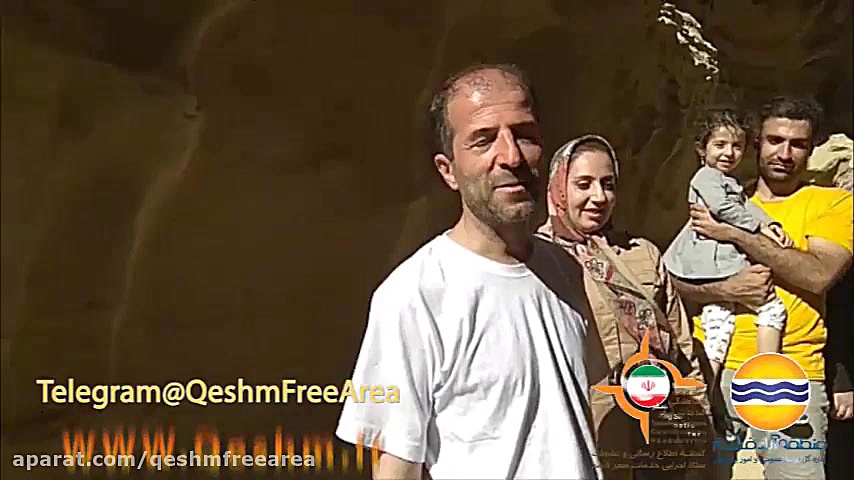 پوستر بزرگ
