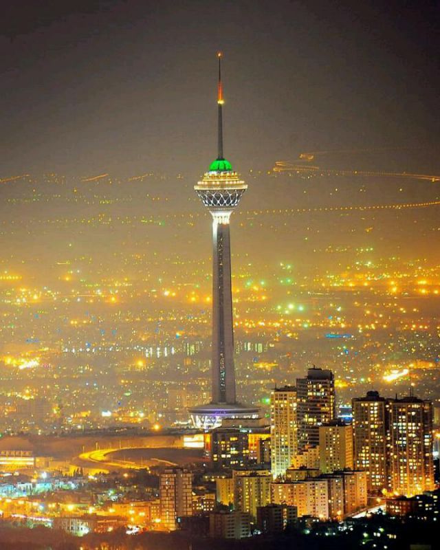 عکس زیبا از برج میلاد تهران