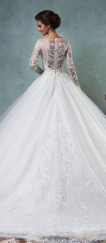 مدل های جدید لباس عروس پفی را در سایت عروس برون ببینید:
/خبرگونه/ البوم/aroosbarun.ir