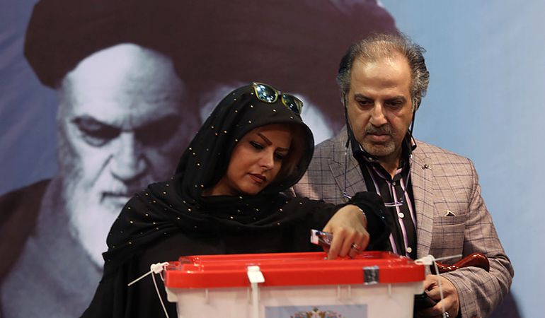 انتخابات در حسینیه جماران