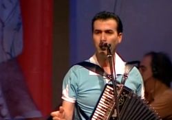 کنسرت آذربایجانی رحیم شهریاری  www.filimo.com/m/Ql6BV