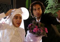 فیلم سینمایی هم خانه  www.filimo.com/m/D2pPc