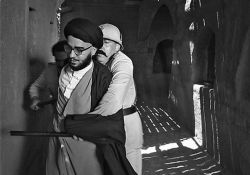 فیلم مستند پدر طالقانی  www.filimo.com/m/SxrXZ
