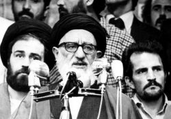 فیلم مستند پدر طالقانی  www.filimo.com/m/SxrXZ