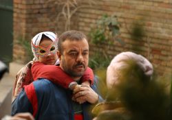 فیلم سینمایی یک کیلو و بیست و یک گرم  www.filimo.com/m/wIpeA