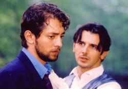 فیلم سینمایی رز زرد  www.filimo.com/m/Zd4lm