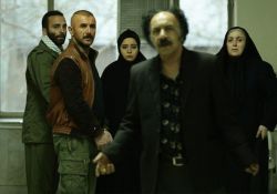 فیلم سینمایی درخونگاه  www.filimo.com/m/TidxJ