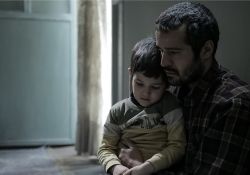 فیلم سینمایی شکستن همزمان بیست استخوان  www.filimo.com/m/wd75u