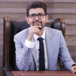 دکتر کاویانی | خودساخته